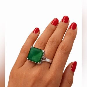💚 Silver Emerald Green Statement Ring | Size 7 💚